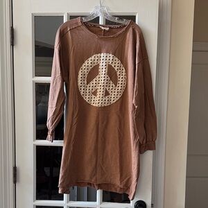 Umgee Brown Long Sleeve Dress with Cream Peace Sign